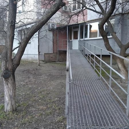 4-X Apartments Center Wi-Fi С 3-Мя Спальнями 95М2 แชร์นีฮีฟ ภายนอก รูปภาพ