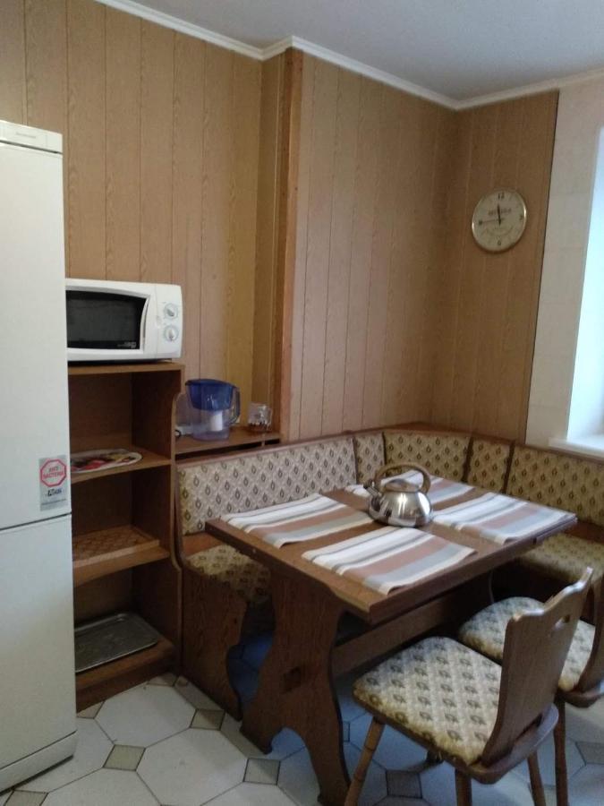 4-X Apartments Center Wi-Fi С 3-Мя Спальнями 95М2 แชร์นีฮีฟ ภายนอก รูปภาพ