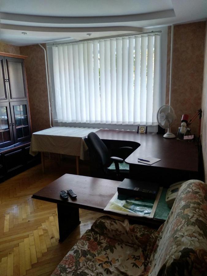 4-X Apartments Center Wi-Fi С 3-Мя Спальнями 95М2 แชร์นีฮีฟ ภายนอก รูปภาพ